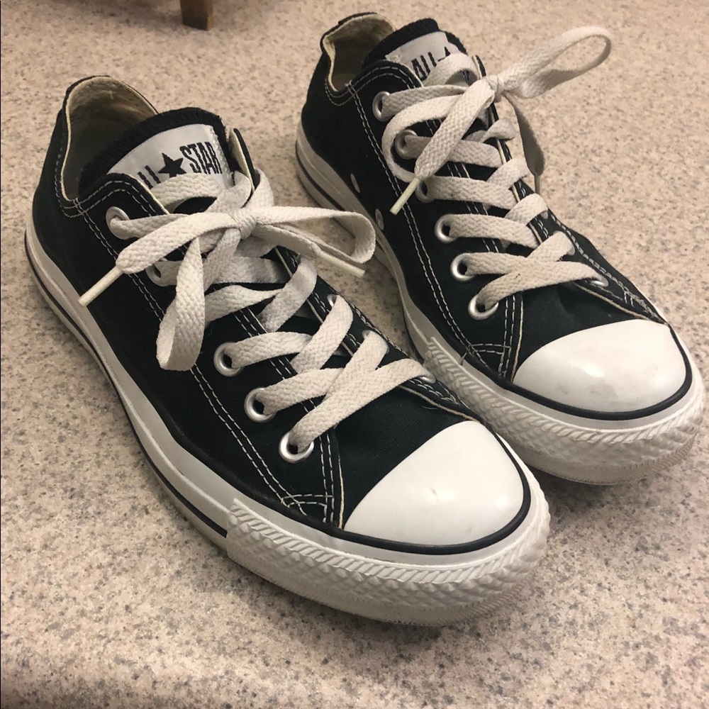 Black converse